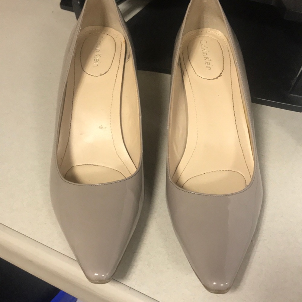 Calvin Klein tan heels